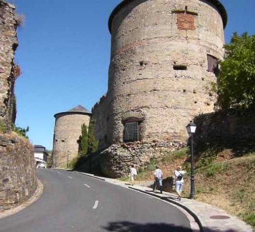Apartamentos El Camino Villafranca Del Bierzo Luaran gambar